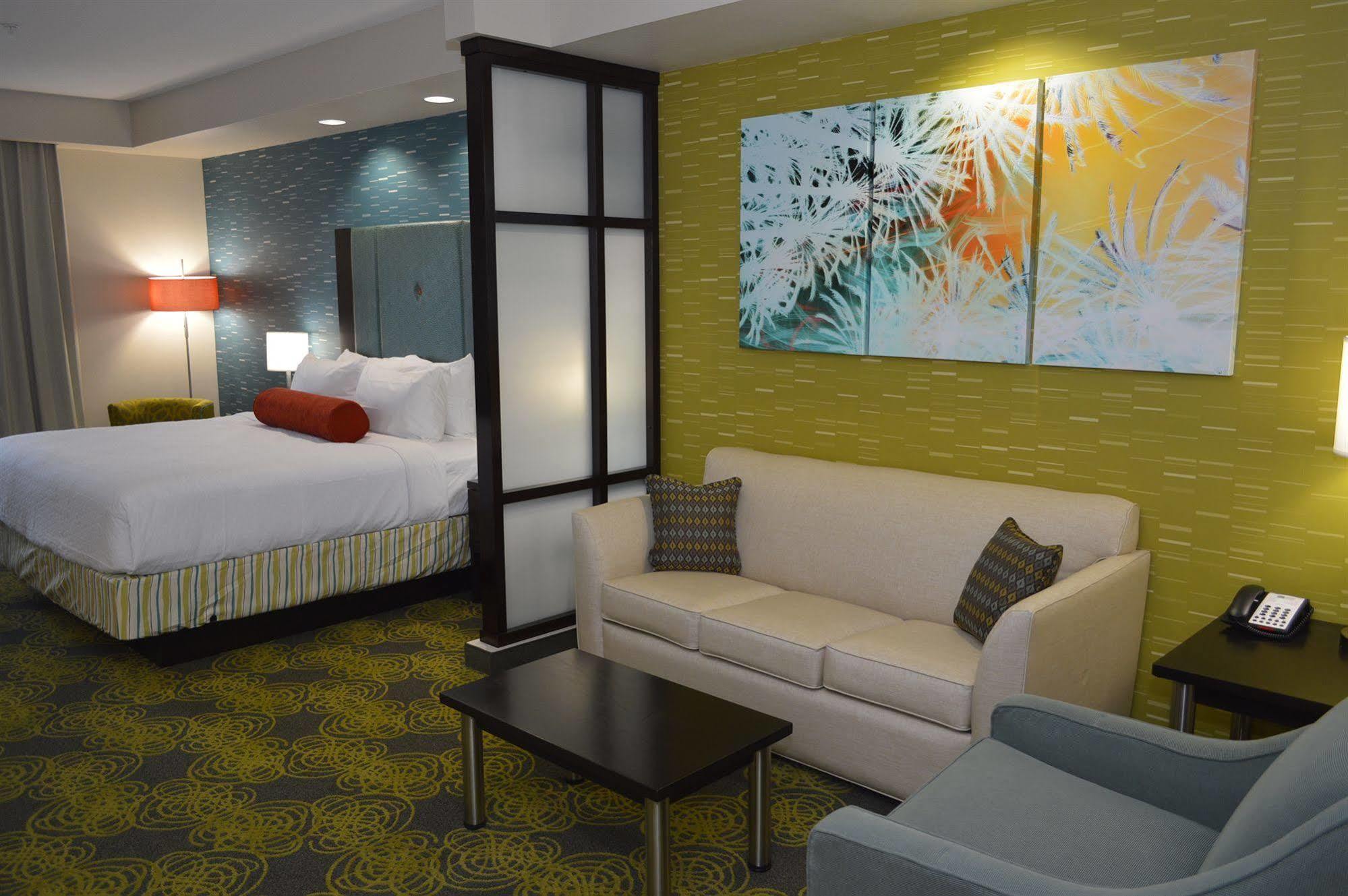 Best Western Premier Ashton Suites - Willowbrook Houston Bagian luar foto
